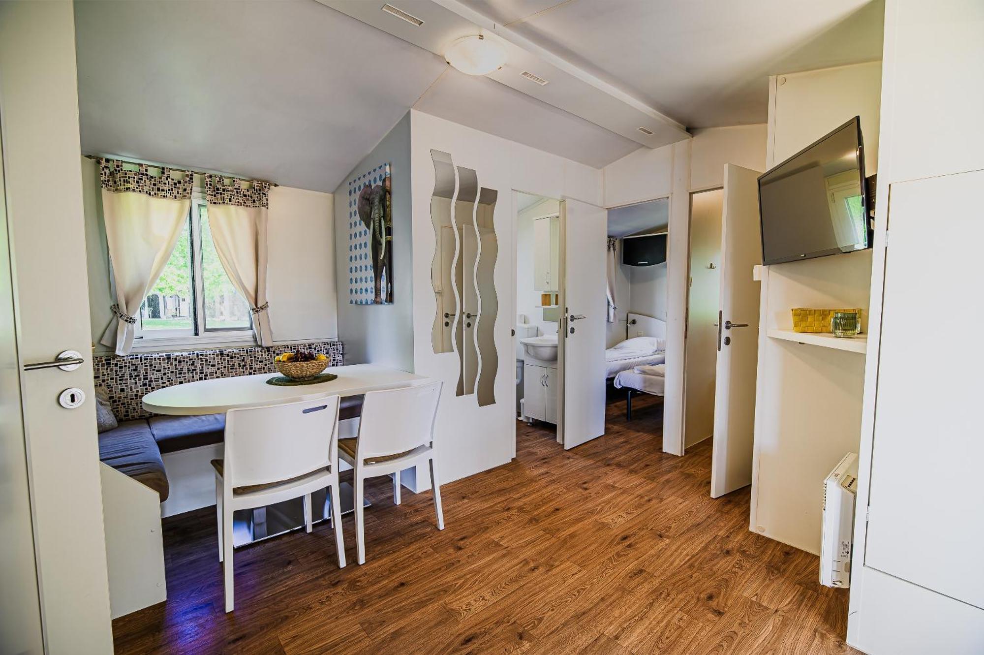 Lake View Mobile Homes With Thermal Riviera Tickets In Terme Catez Catez ob Savi Zimmer foto